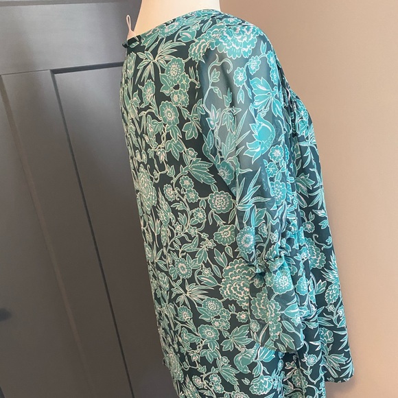 🐦 2/30$ Lauren Conrad floral Blouse size xs - Picture 9 of 9